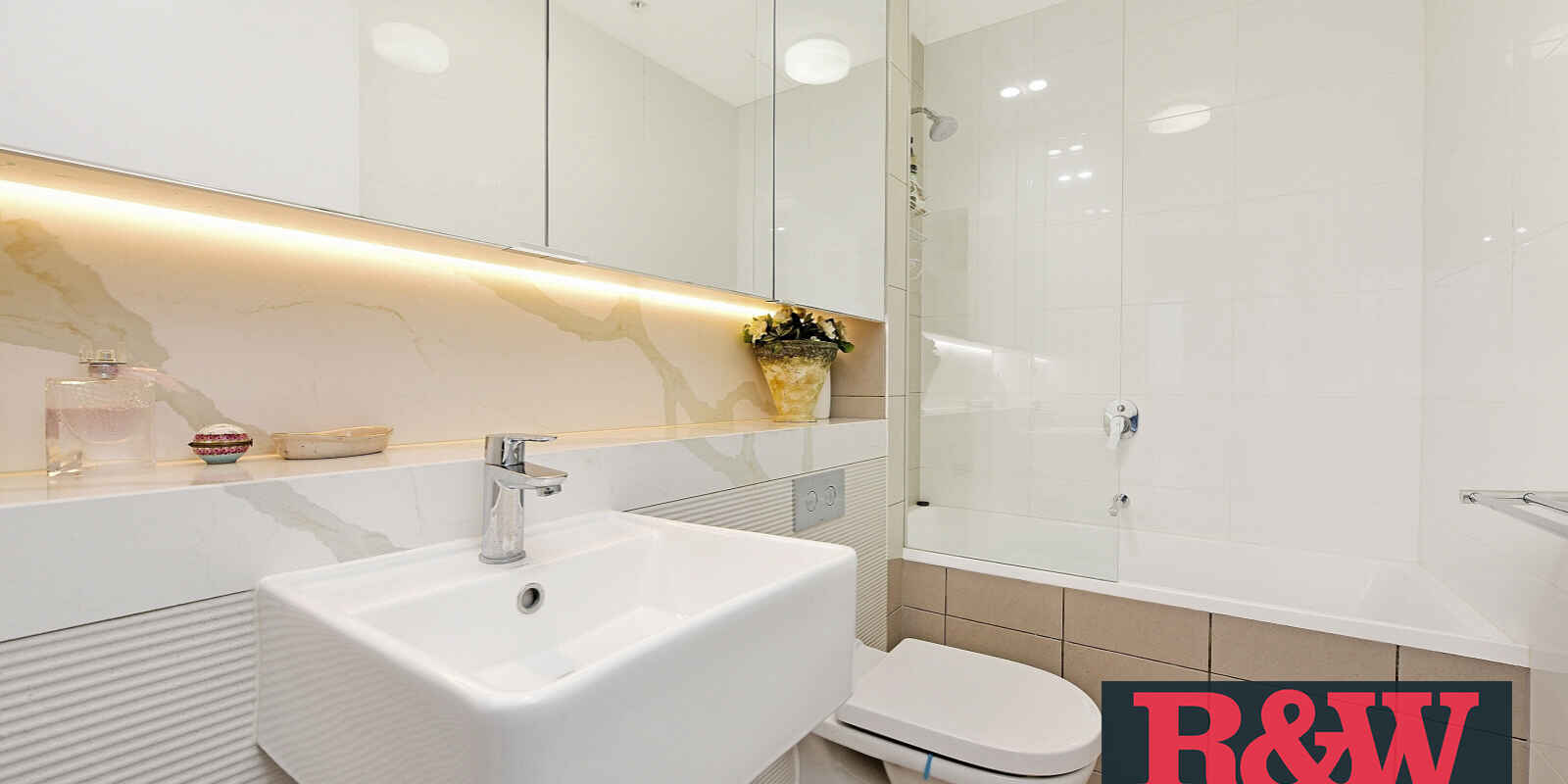 903/20 Brodie Spark Drive Wolli Creek 903/20 Brodie Spark Drive Wolli Creek