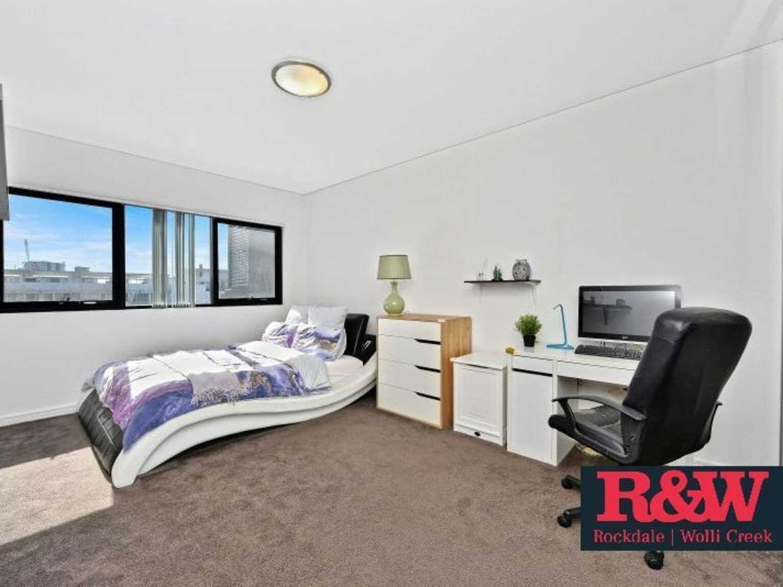 51/10 Bidjigal Road Arncliffe