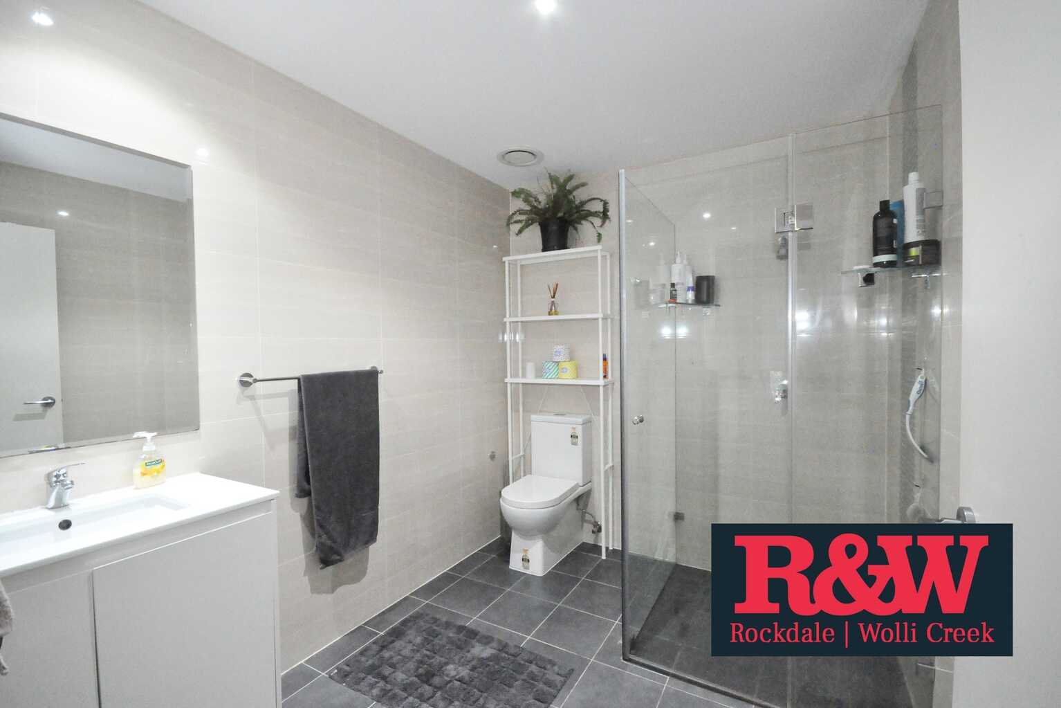 501/29 Cook Street Turrella