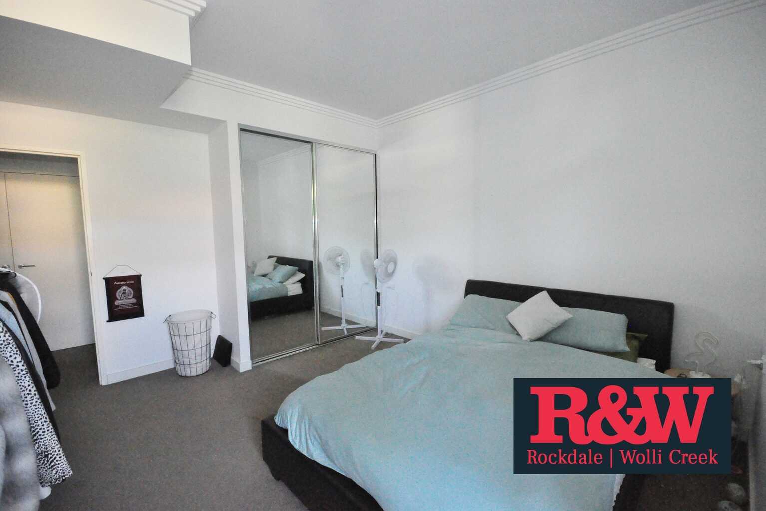 501/29 Cook Street Turrella