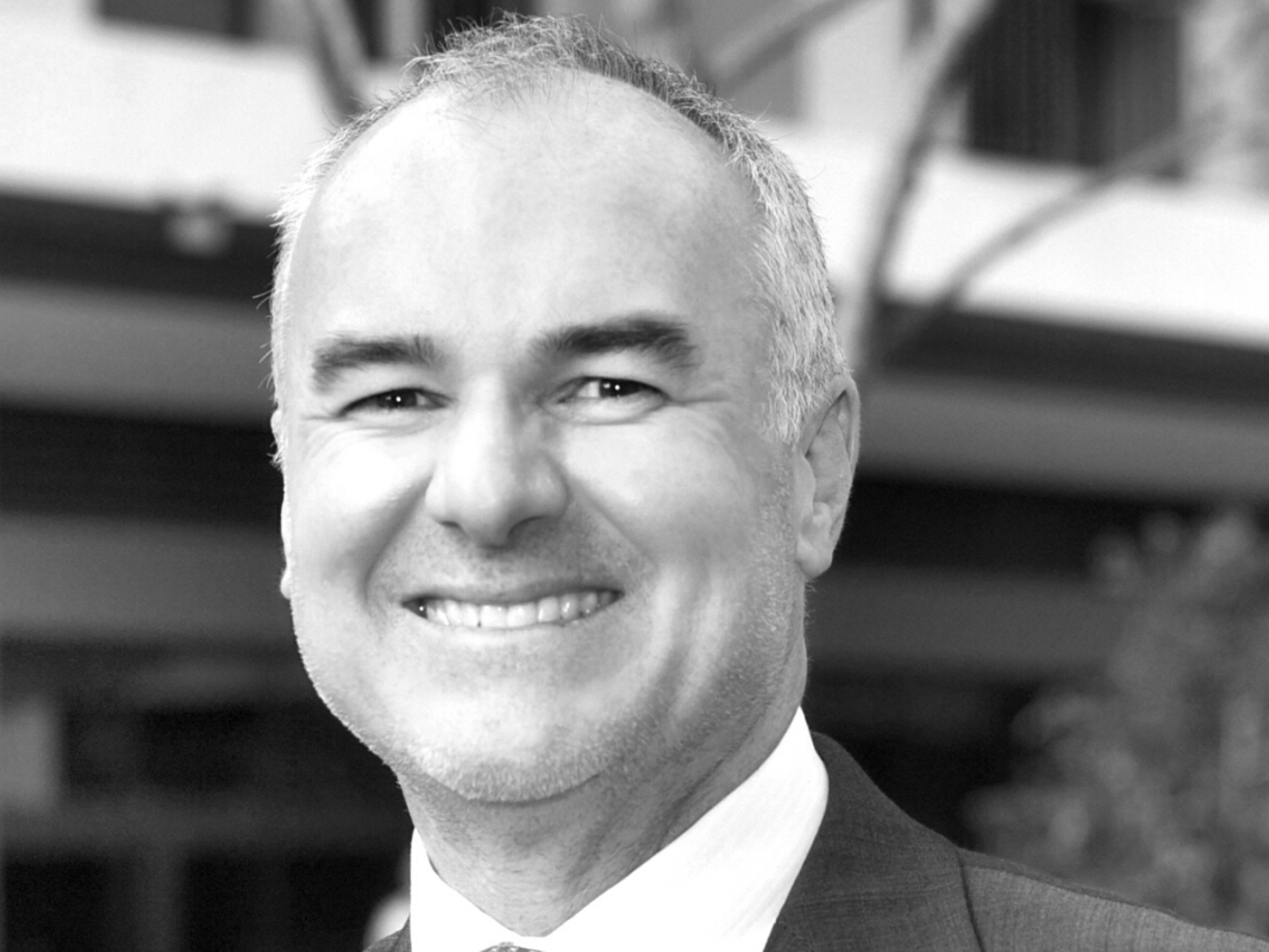 Mark  Donnelly
