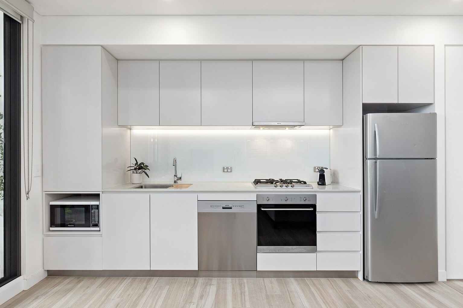 508/15 Brodie Spark Drive Wolli Creek 508/15 Brodie Spark Drive Wolli Creek