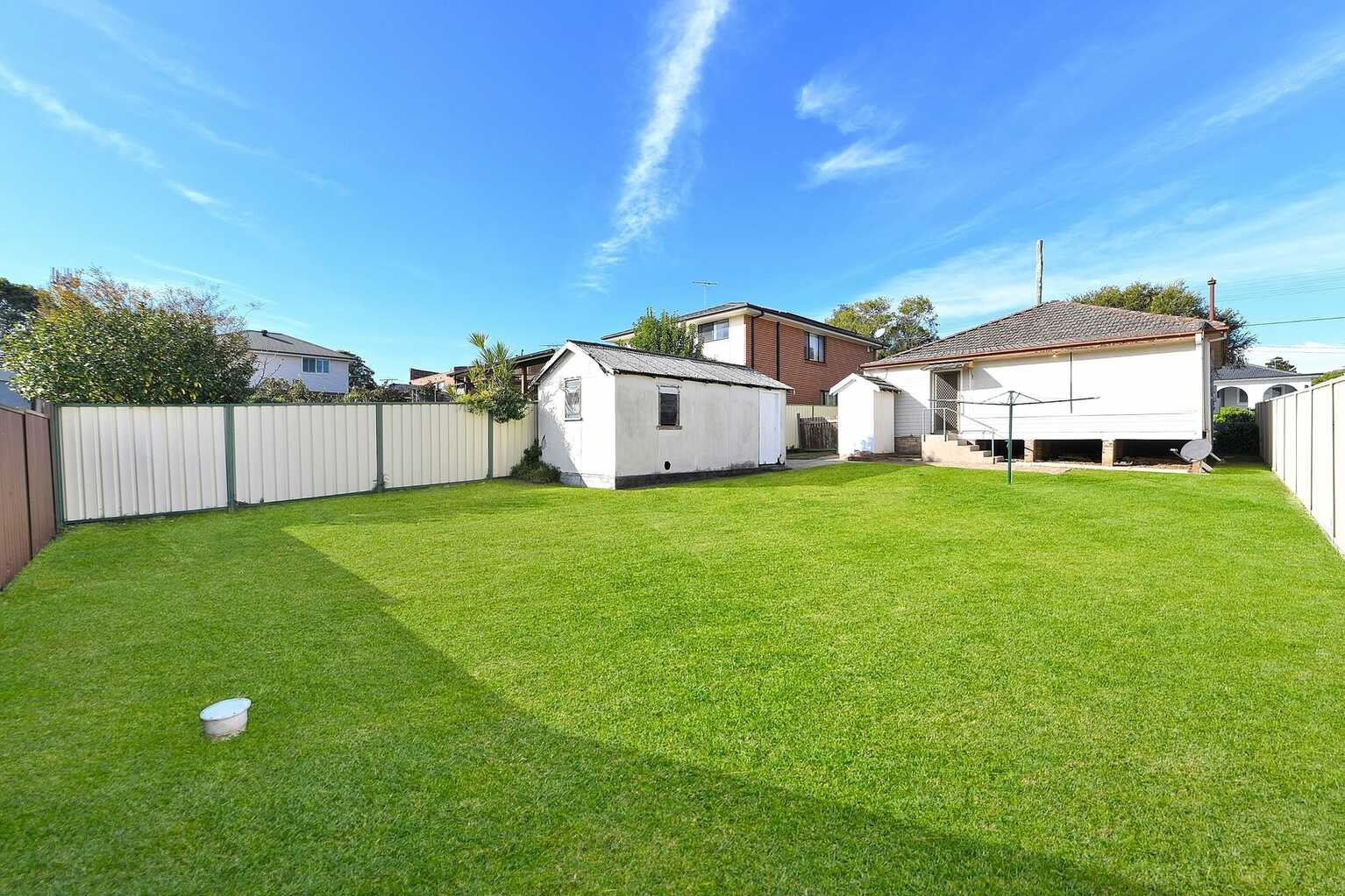 6 Meadowland Road Peakhurst