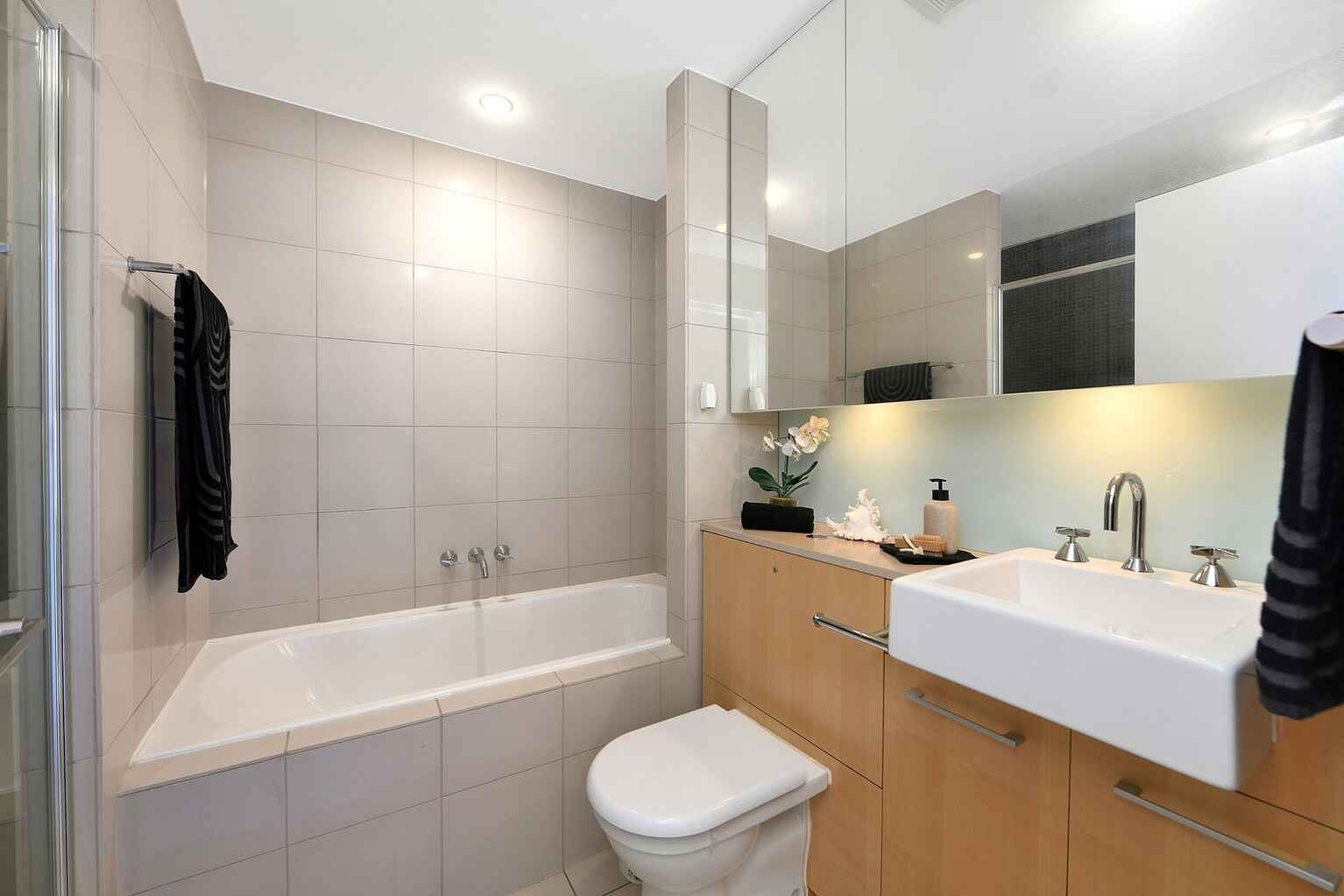 617/6 Brodie Spark Drive Wolli Creek 617/6 Brodie Spark Drive Wolli Creek