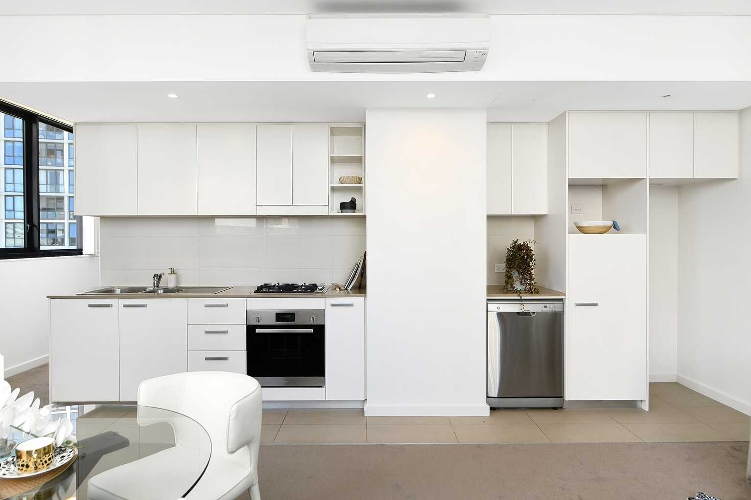 1104/12 Brodie Spark Drive Wolli Creek 1104/12 Brodie Spark Drive Wolli Creek