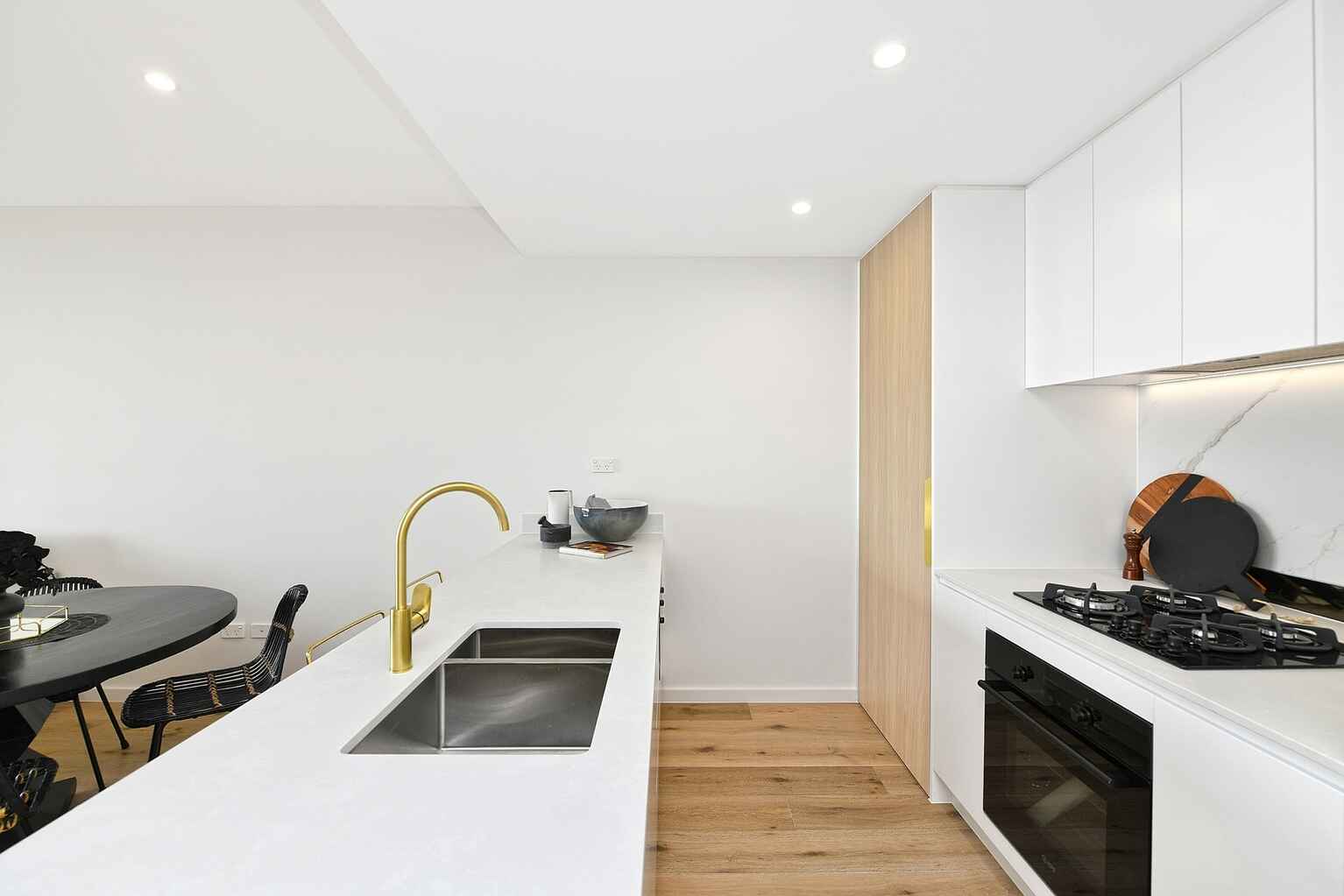 1003/33-35 Treacy Street Hurstville 1003/33-35 Treacy Street Hurstville