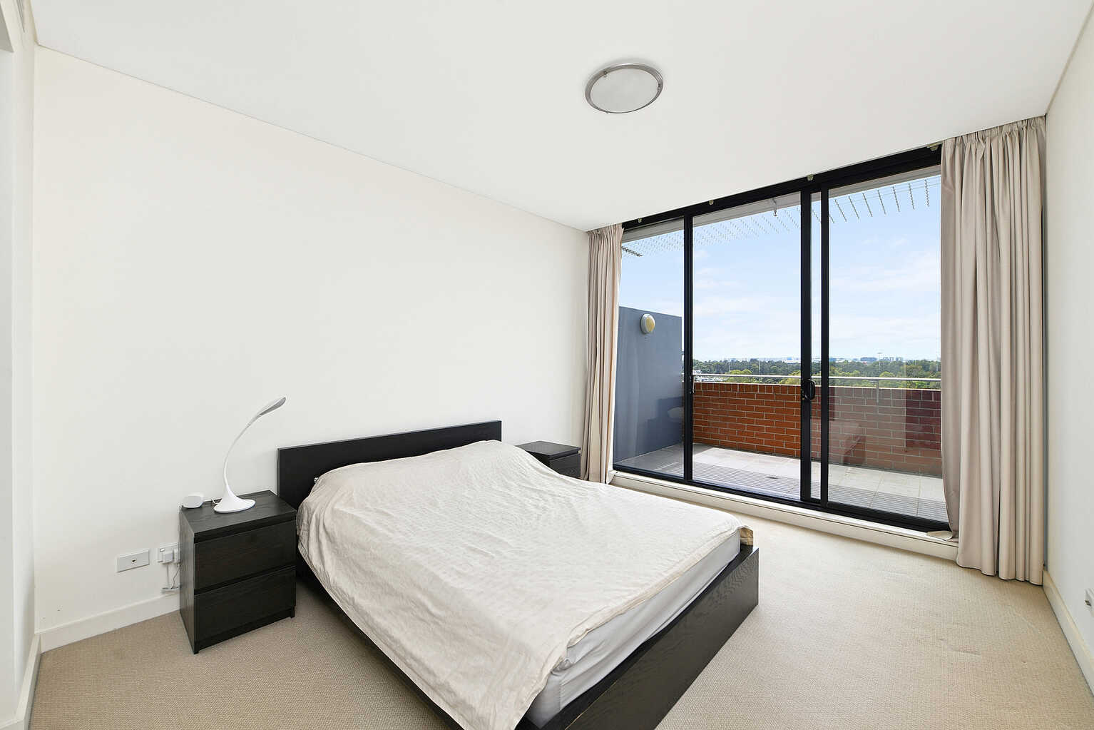 701/8 Brodie Spark Drive Wolli Creek 701/8 Brodie Spark Drive Wolli Creek