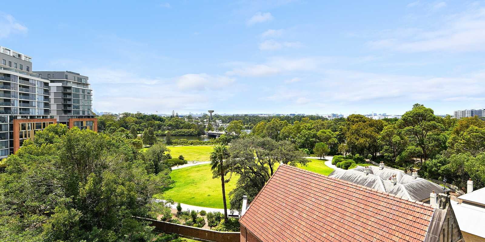 701/8 Brodie Spark Drive Wolli Creek 701/8 Brodie Spark Drive Wolli Creek