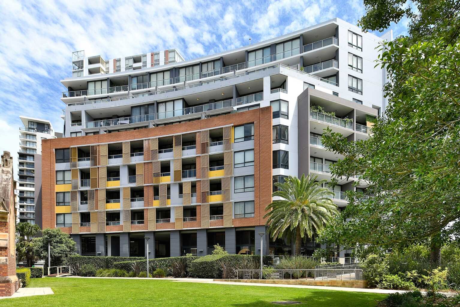 701/8 Brodie Spark Drive Wolli Creek 701/8 Brodie Spark Drive Wolli Creek