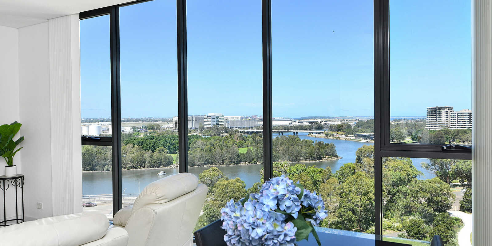 1005/20 Brodie Spark Drive Wolli Creek 1005/20 Brodie Spark Drive Wolli Creek