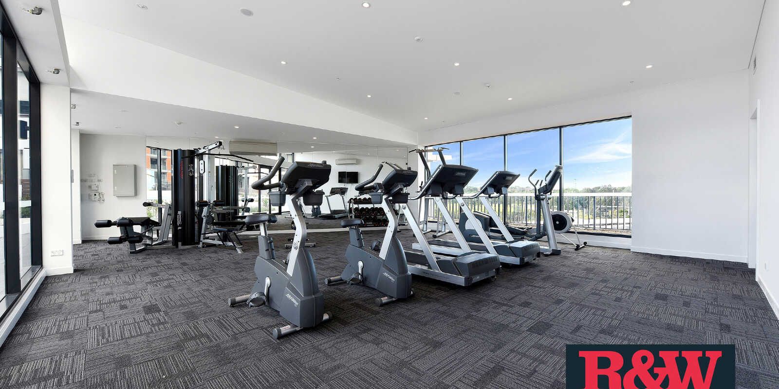 806/12 Brodie Spark Drive Wolli Creek 806/12 Brodie Spark Drive Wolli Creek