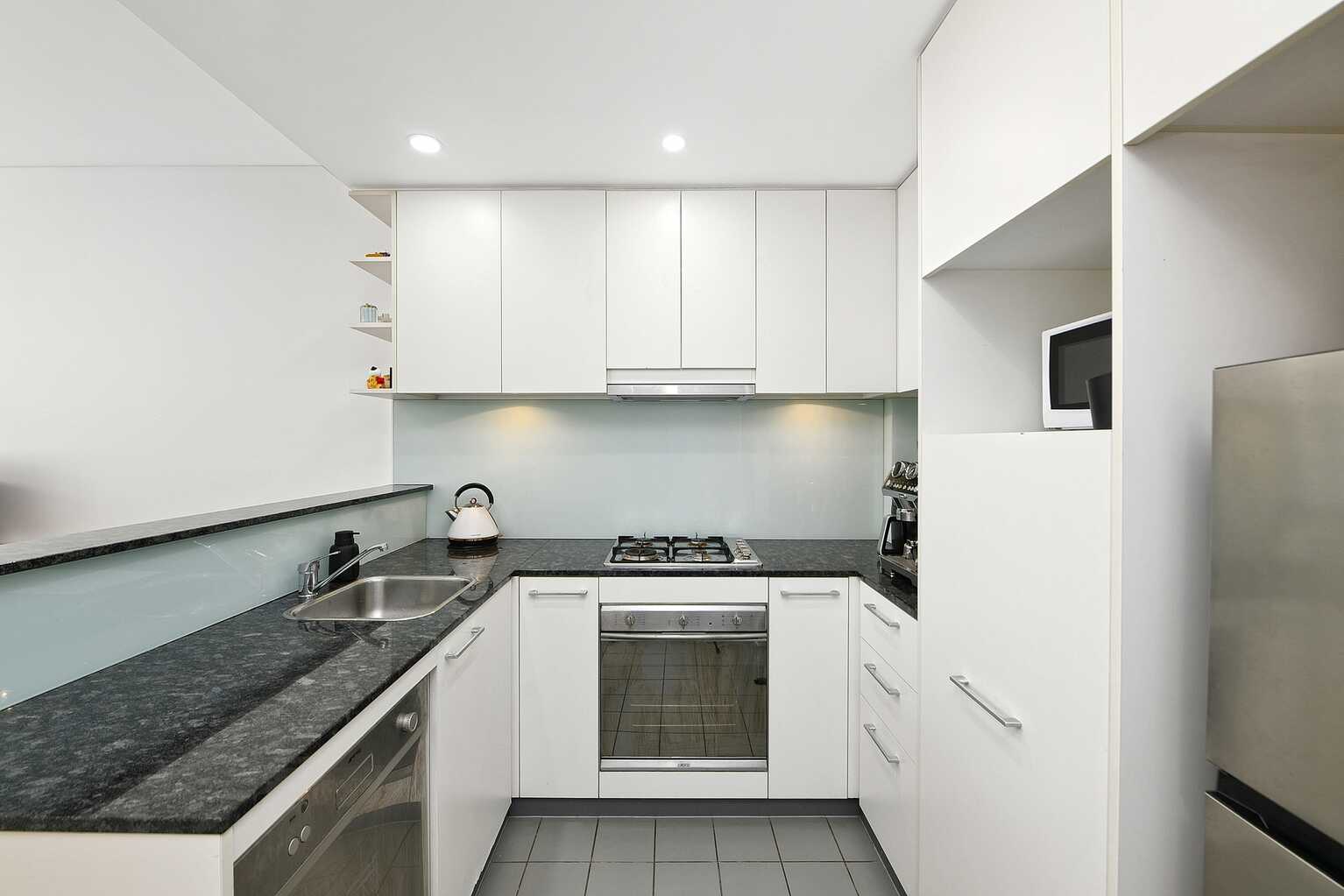 210/2 Brodie Spark Drive Wolli Creek 210/2 Brodie Spark Drive Wolli Creek