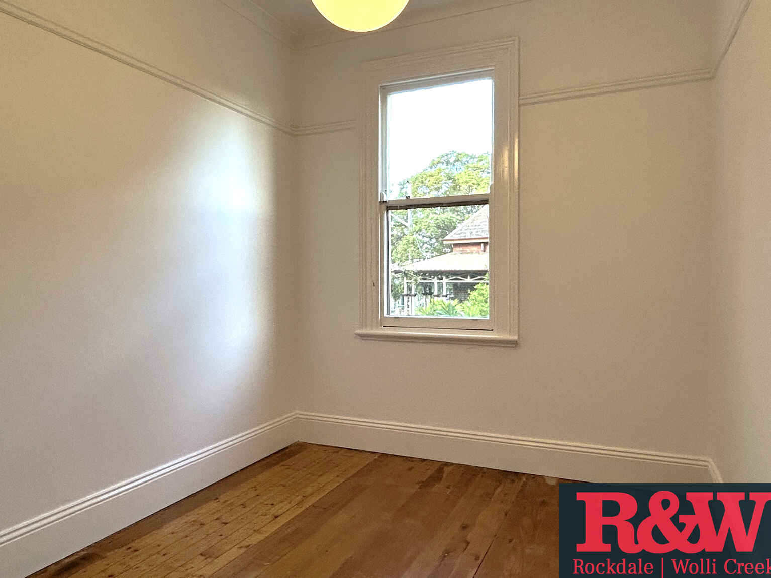 6/30 Forest Road Arncliffe