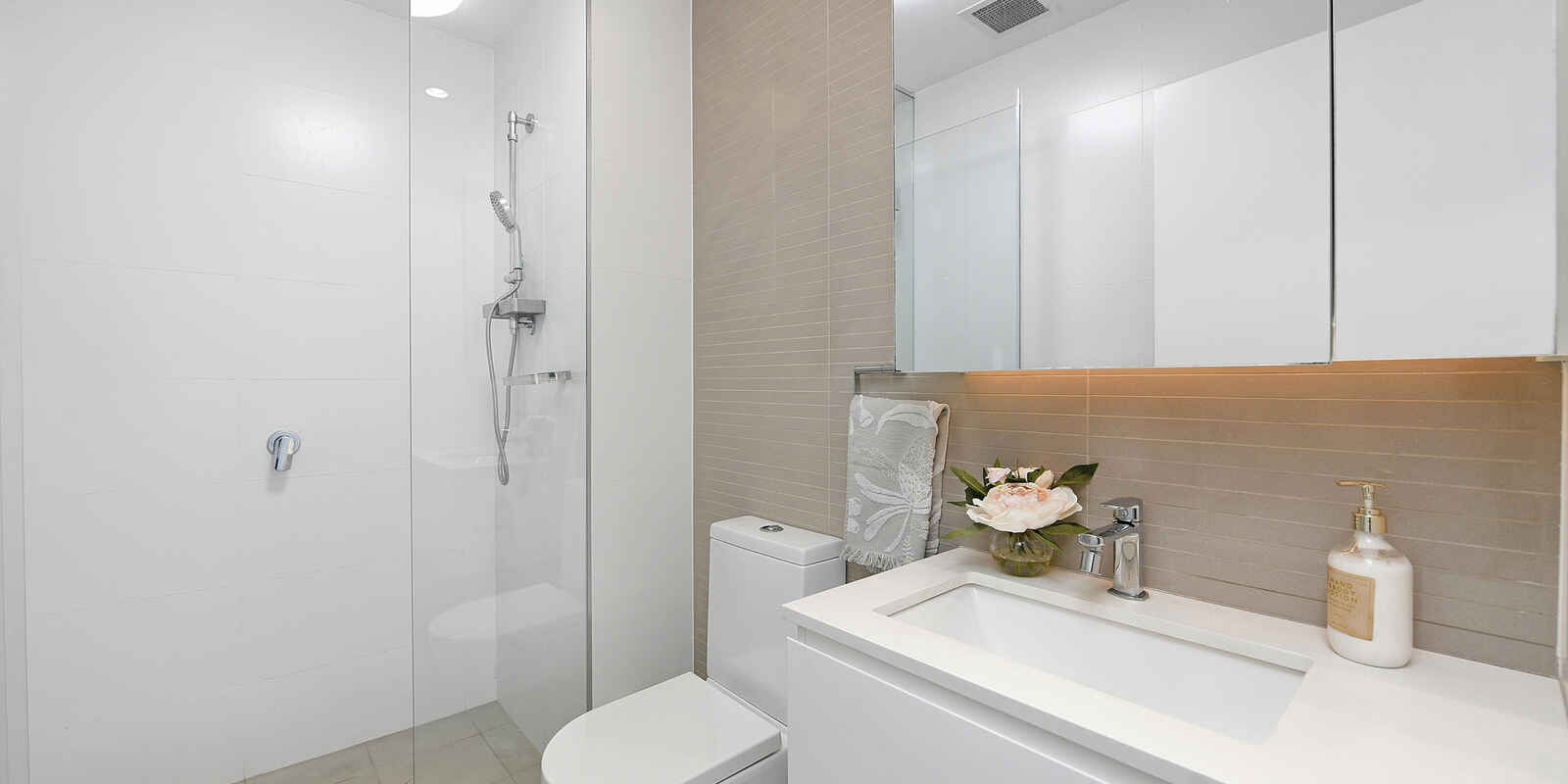 905/7 Magdalene Terrace Wolli Creek 905/7 Magdalene Terrace Wolli Creek