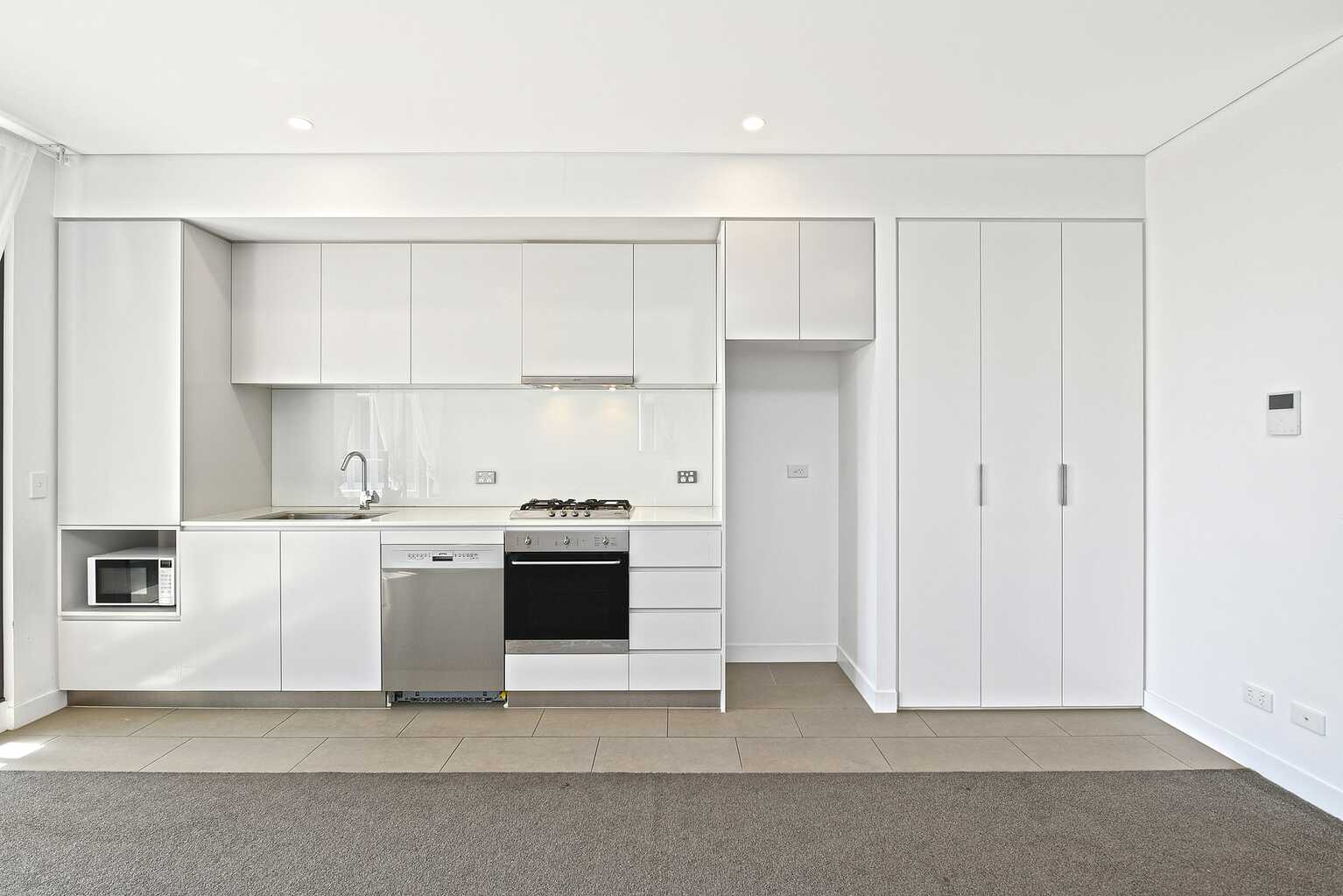 608/15 Brodie Spark Drive Wolli Creek 608/15 Brodie Spark Drive Wolli Creek