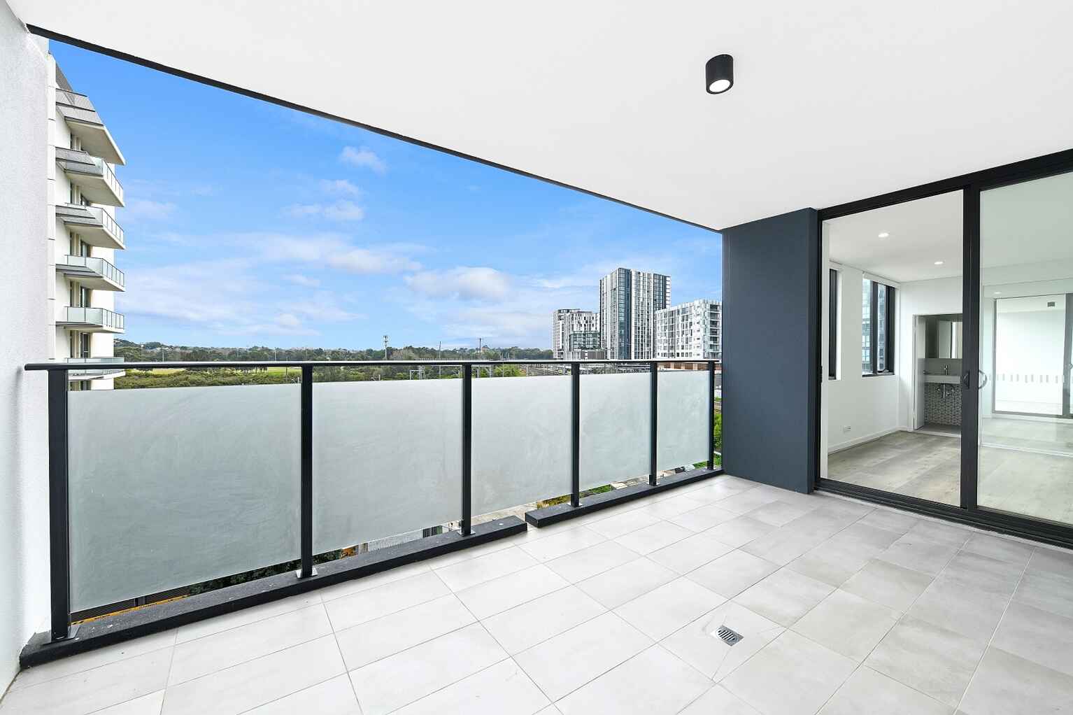 421/99b Bonar Street Wolli Creek 421/99b Bonar Street Wolli Creek