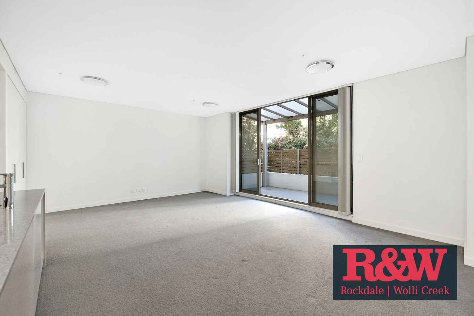 205/2 Discovery Point Place Wolli Creek