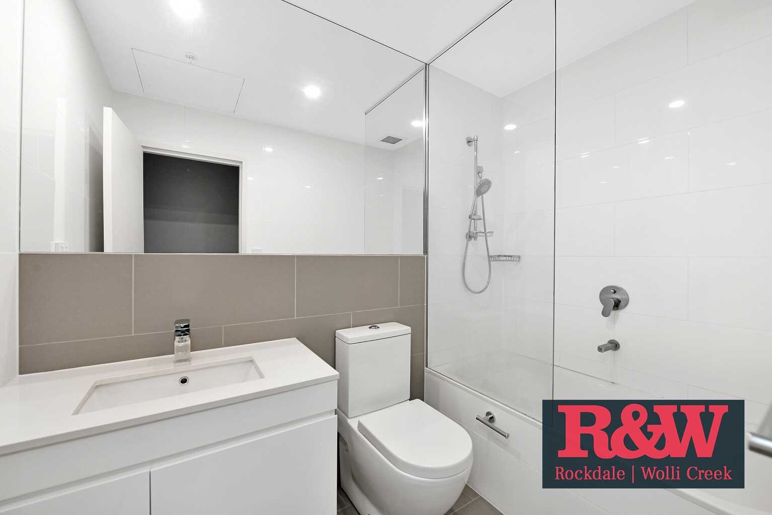 205/2 Discovery Point Place Wolli Creek