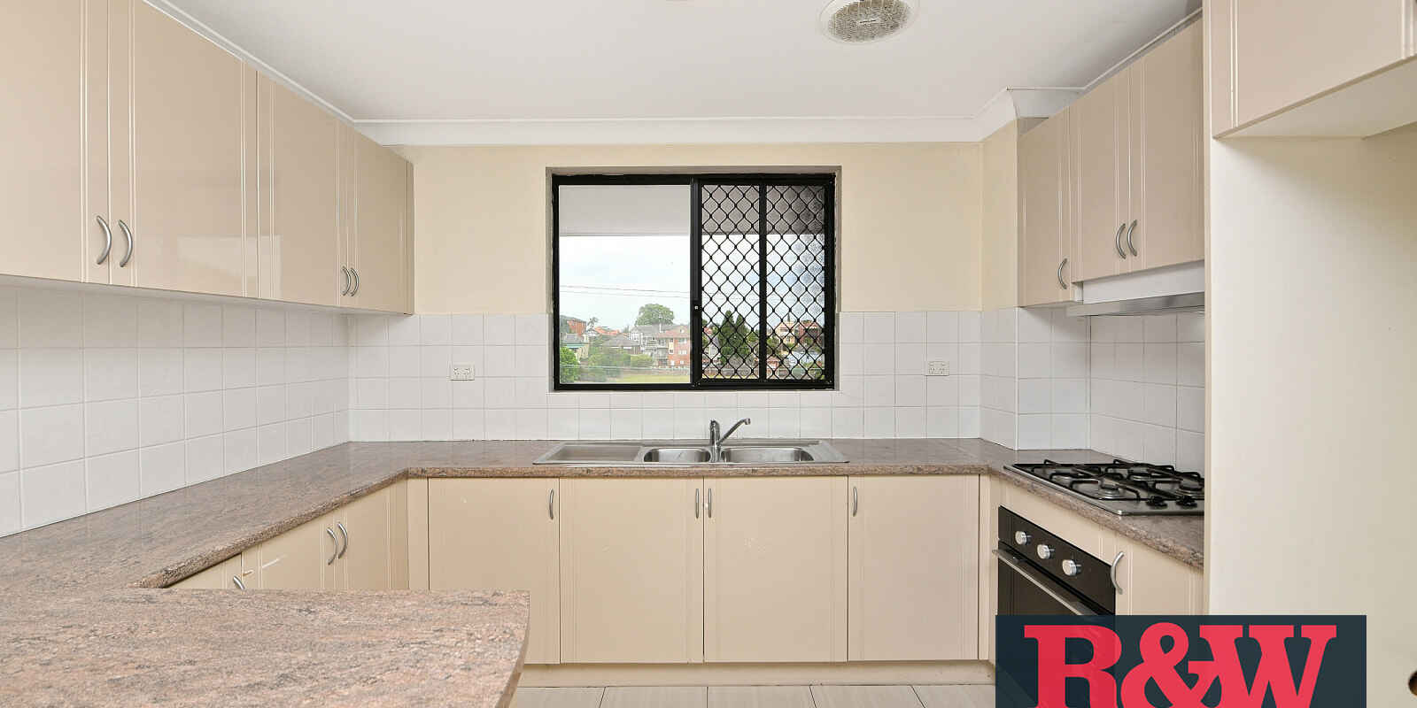 4/41-43 Harrow Road Bexley