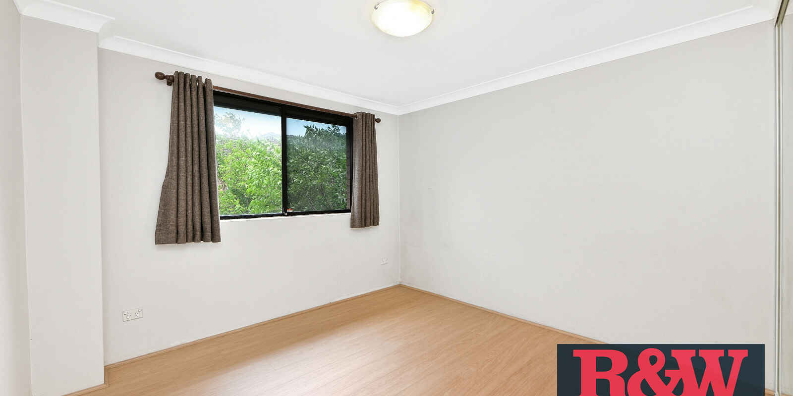 4/41-43 Harrow Road Bexley