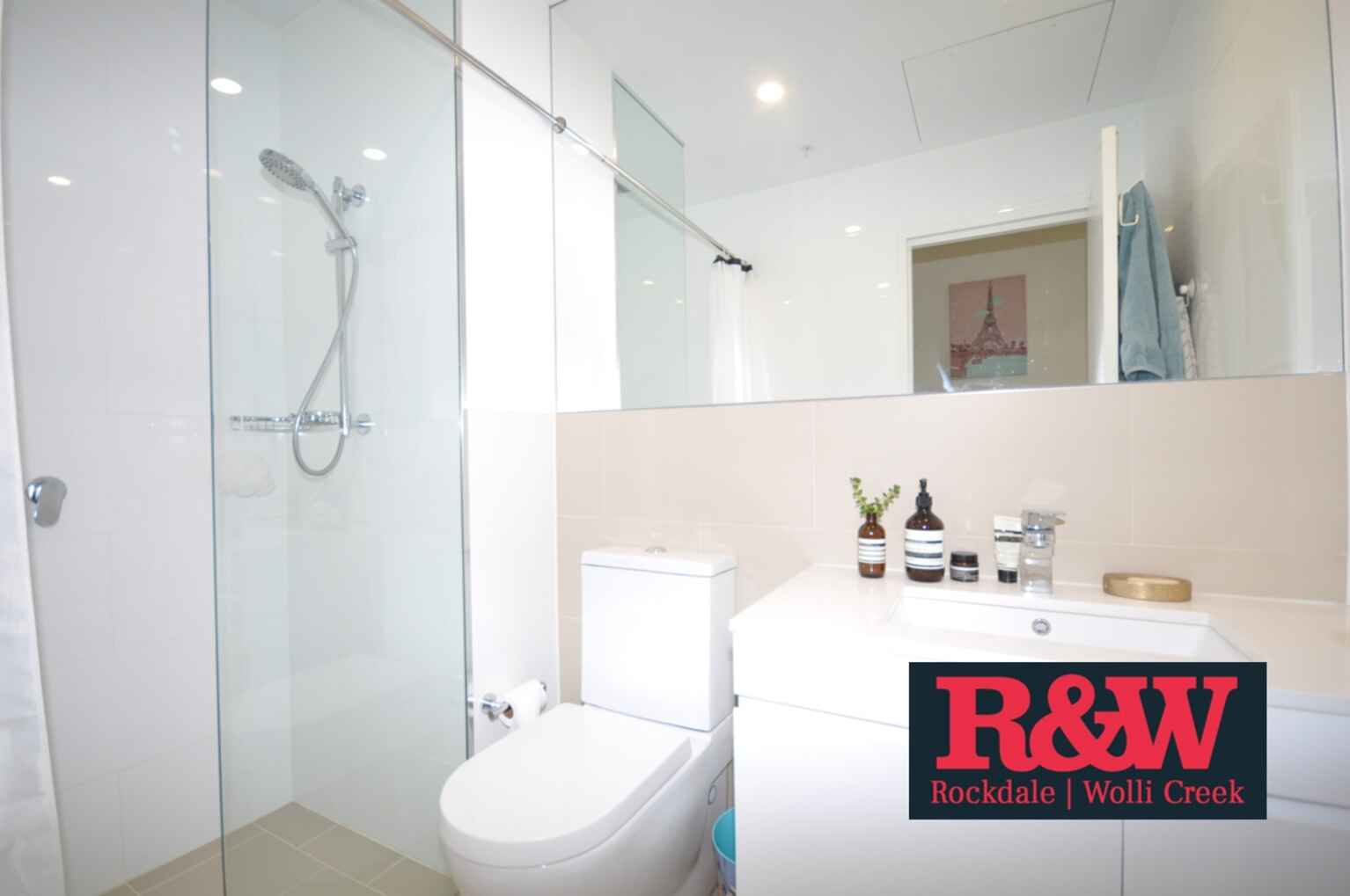 610/2 Discovery Point Place Wolli Creek