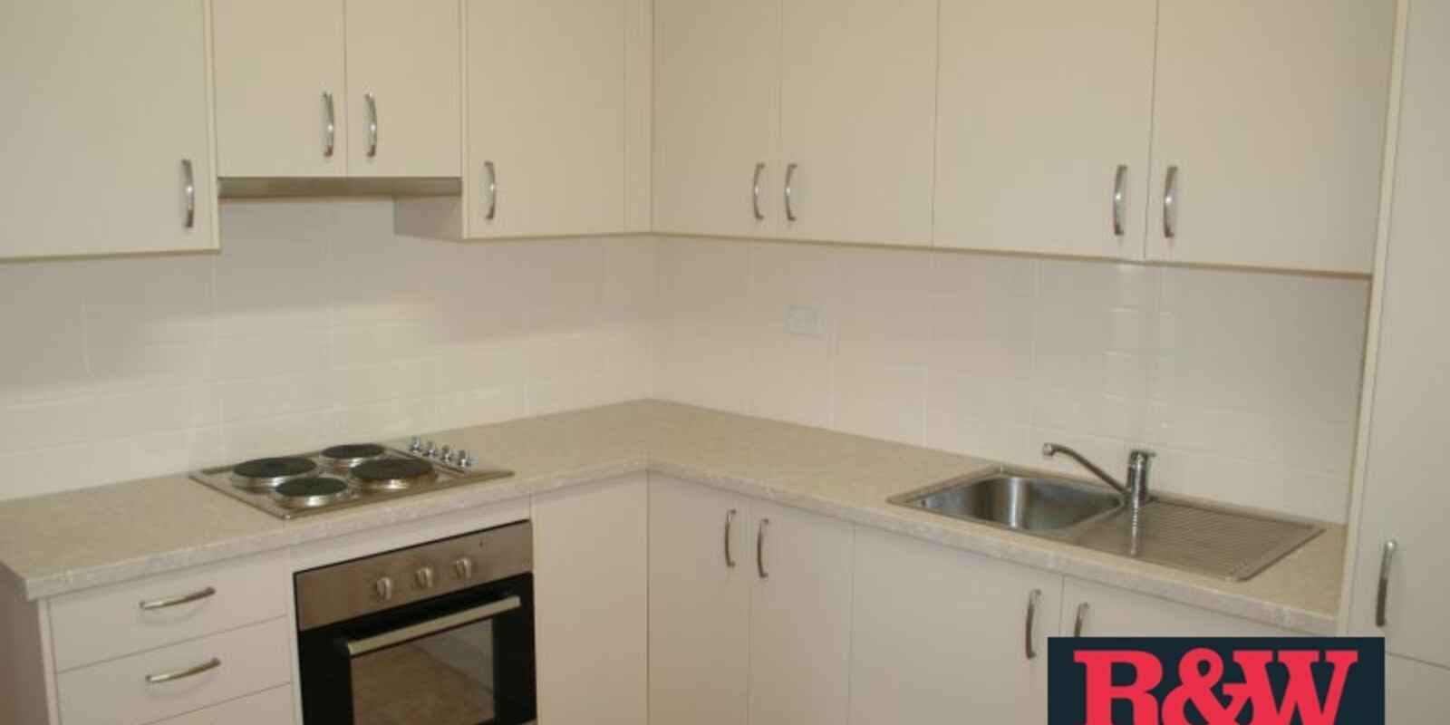 6/4 Pitt Owen Avenue Arncliffe