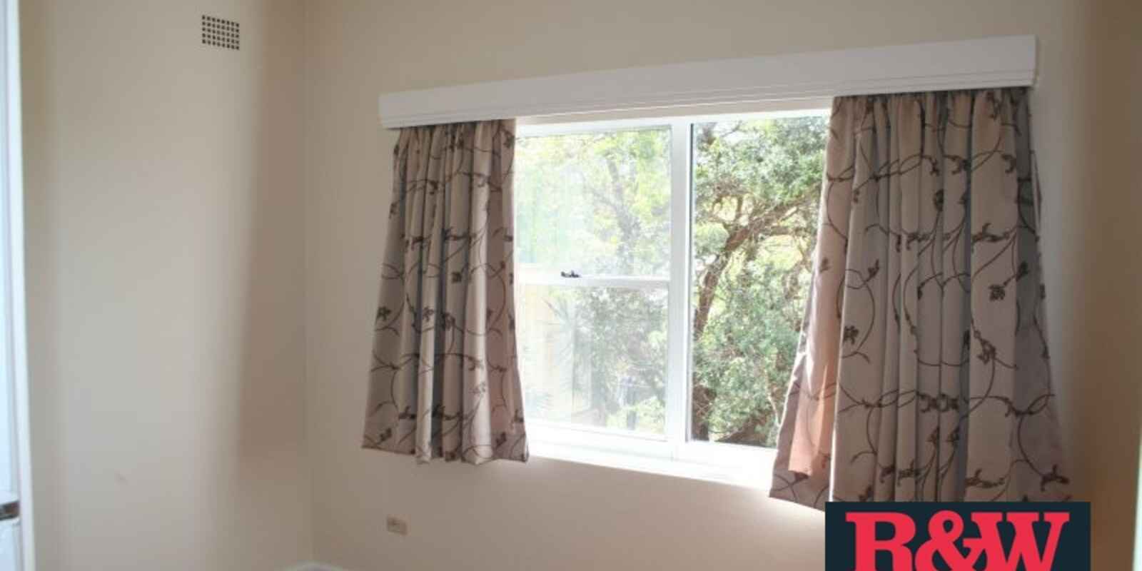 6/4 Pitt Owen Avenue Arncliffe