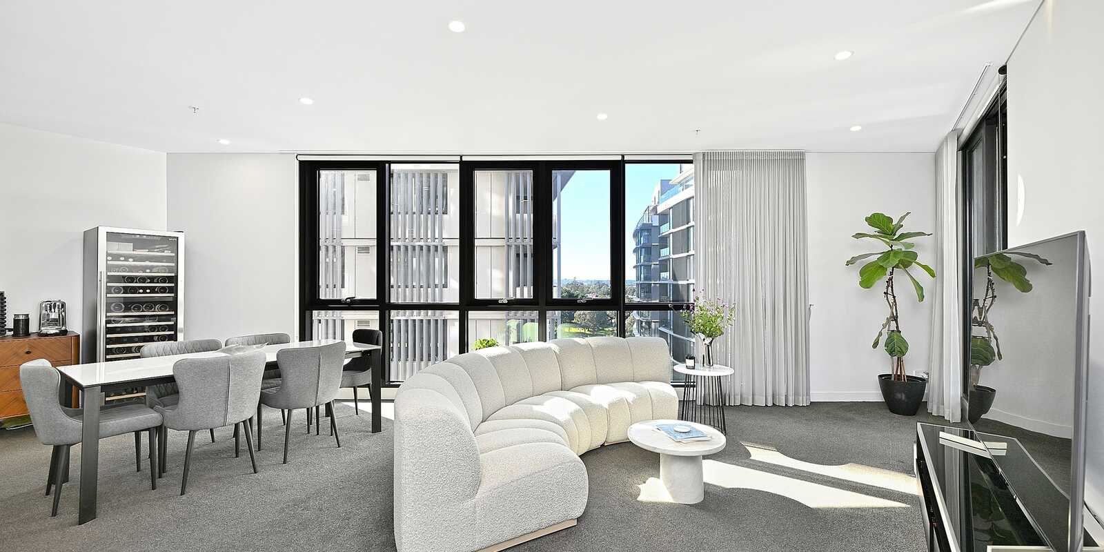 706/9 Brodie Spark Drive Wolli Creek 706/9 Brodie Spark Drive Wolli Creek