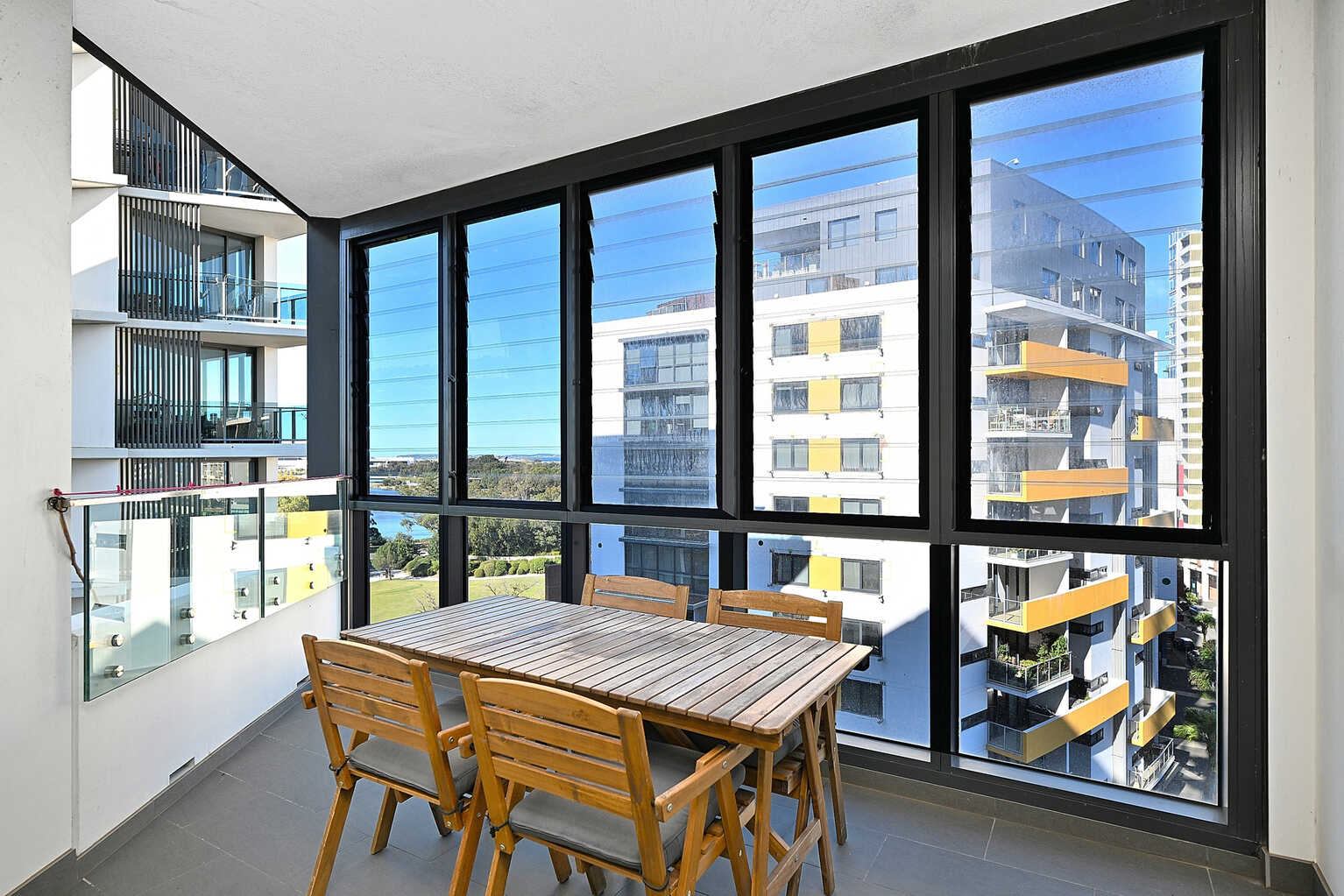 706/9 Brodie Spark Drive Wolli Creek 706/9 Brodie Spark Drive Wolli Creek