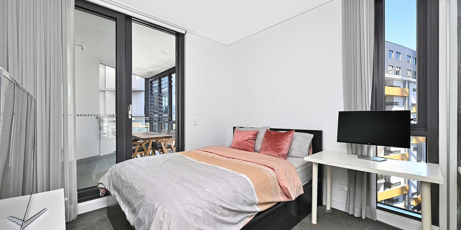 706/9 Brodie Spark Drive Wolli Creek 706/9 Brodie Spark Drive Wolli Creek
