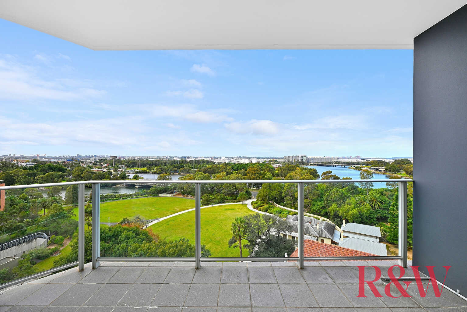 1009/10 Brodie Spark Drive Wolli Creek 1009/10 Brodie Spark Drive Wolli Creek