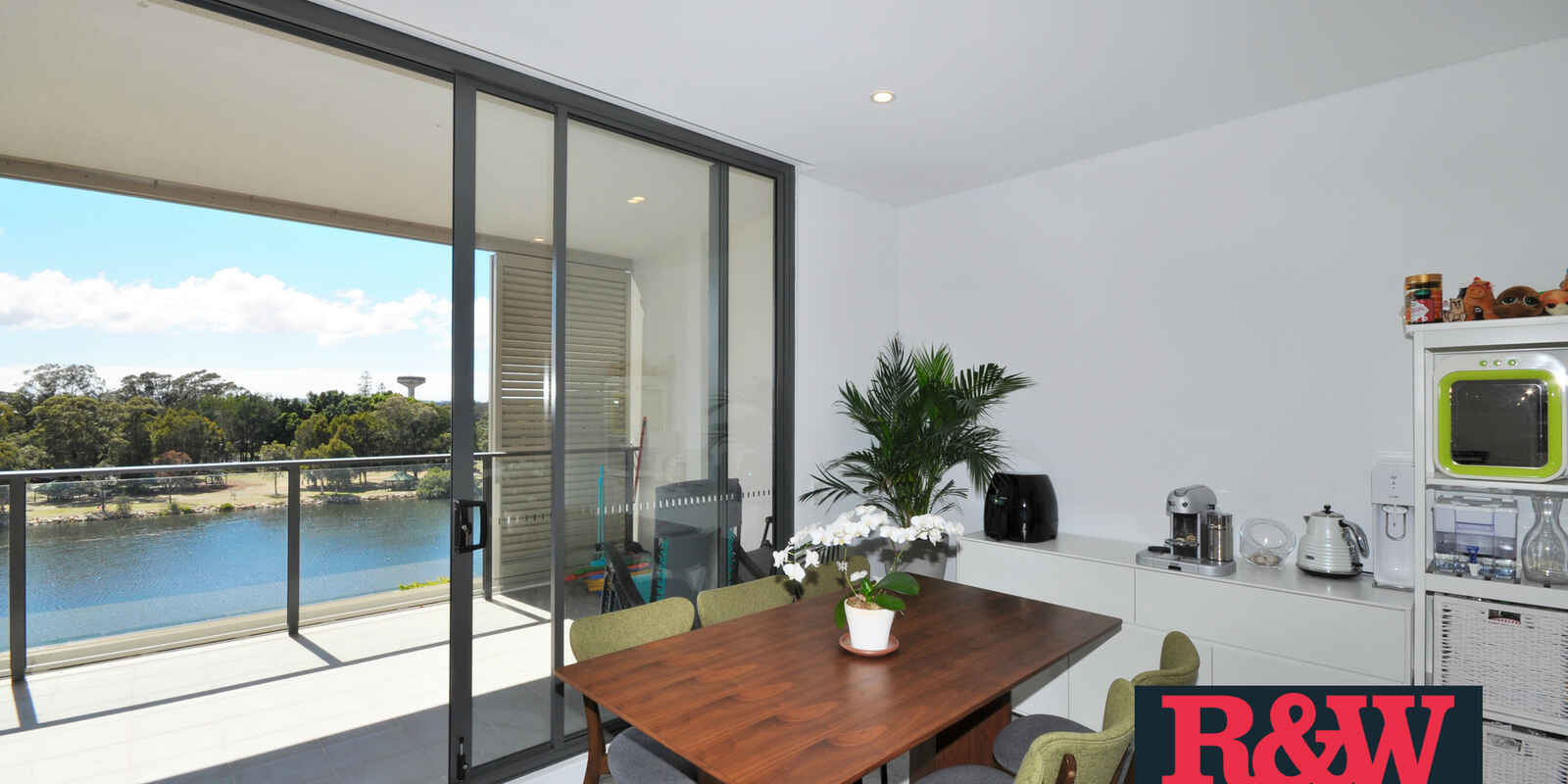 310/2 Chisholm Street Wolli Creek