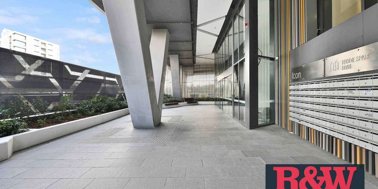 1908/9 Brodie Spark Drive Wolli Creek