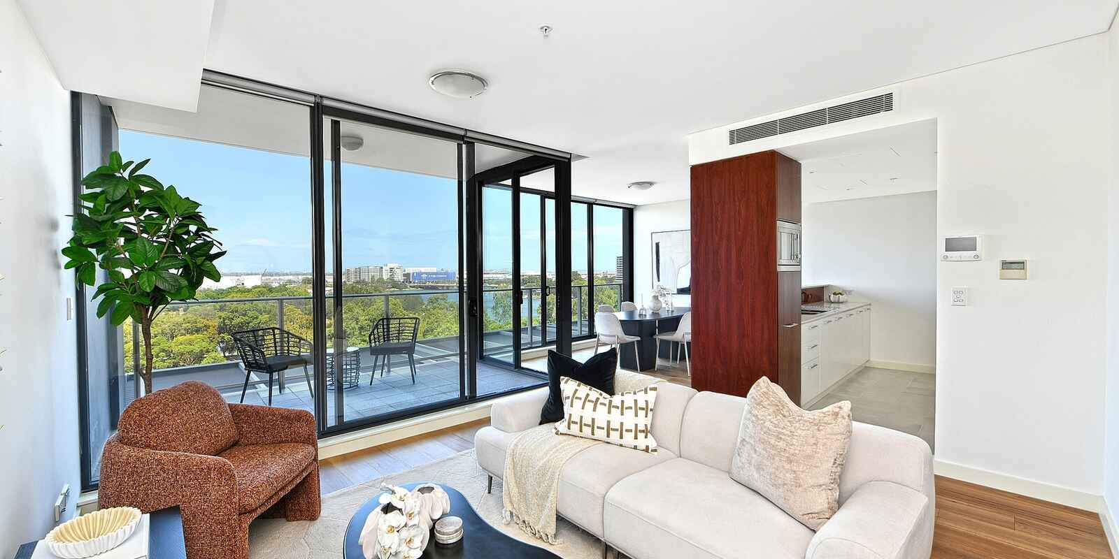 1010/10 Brodie Spark Drive Wolli Creek