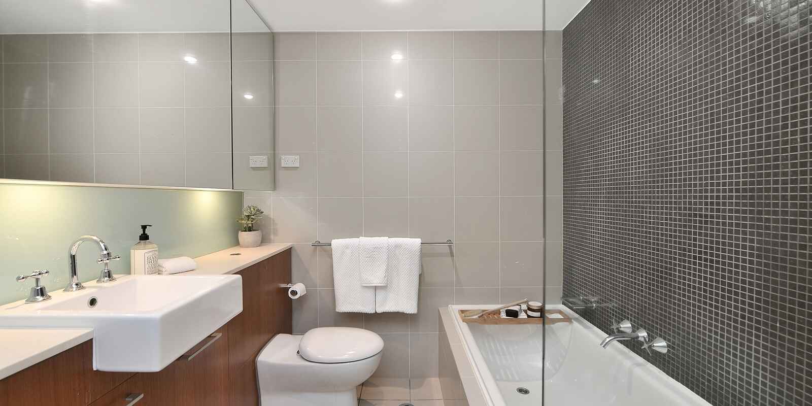 1010/10 Brodie Spark Drive Wolli Creek