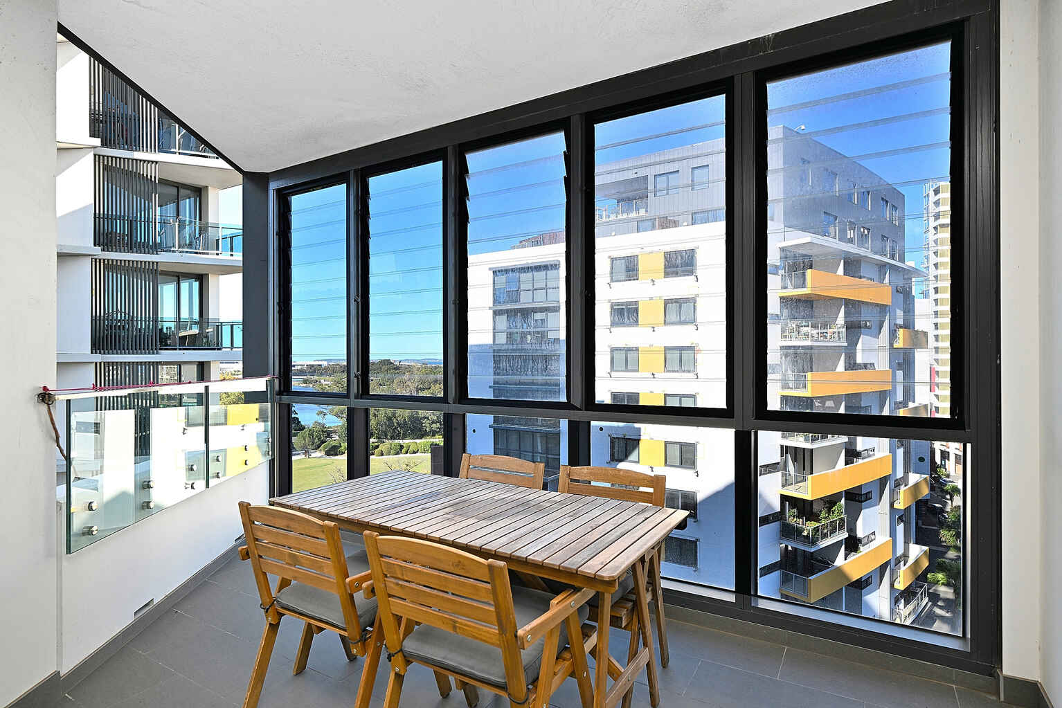 706/9 Brodie Spark Drive Wolli Creek 706/9 Brodie Spark Drive Wolli Creek