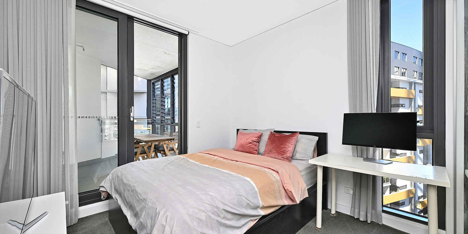 706/9 Brodie Spark Drive Wolli Creek 706/9 Brodie Spark Drive Wolli Creek