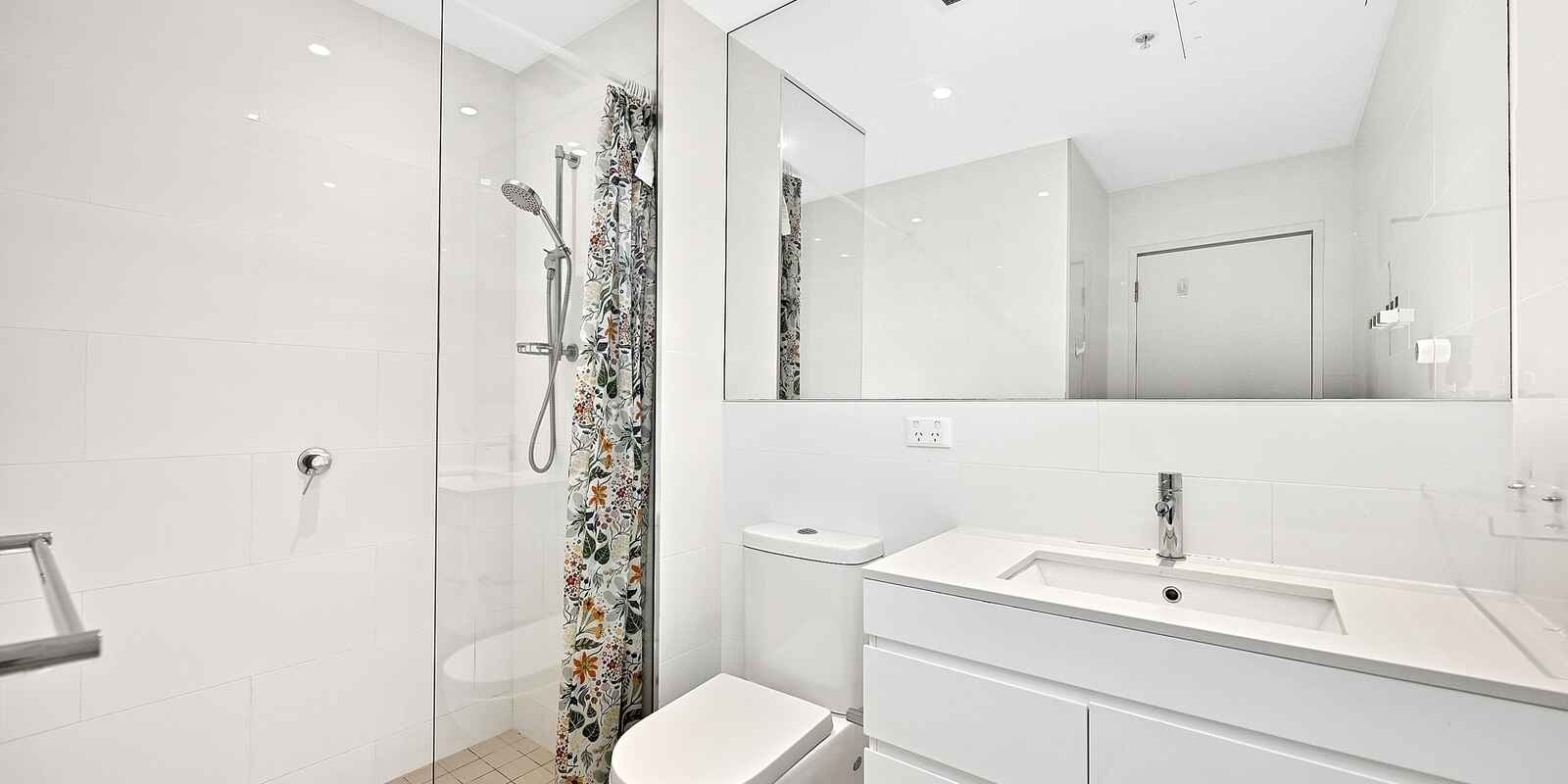 606/1 Brodie Spark Drive Wolli Creek 606/1 Brodie Spark Drive Wolli Creek