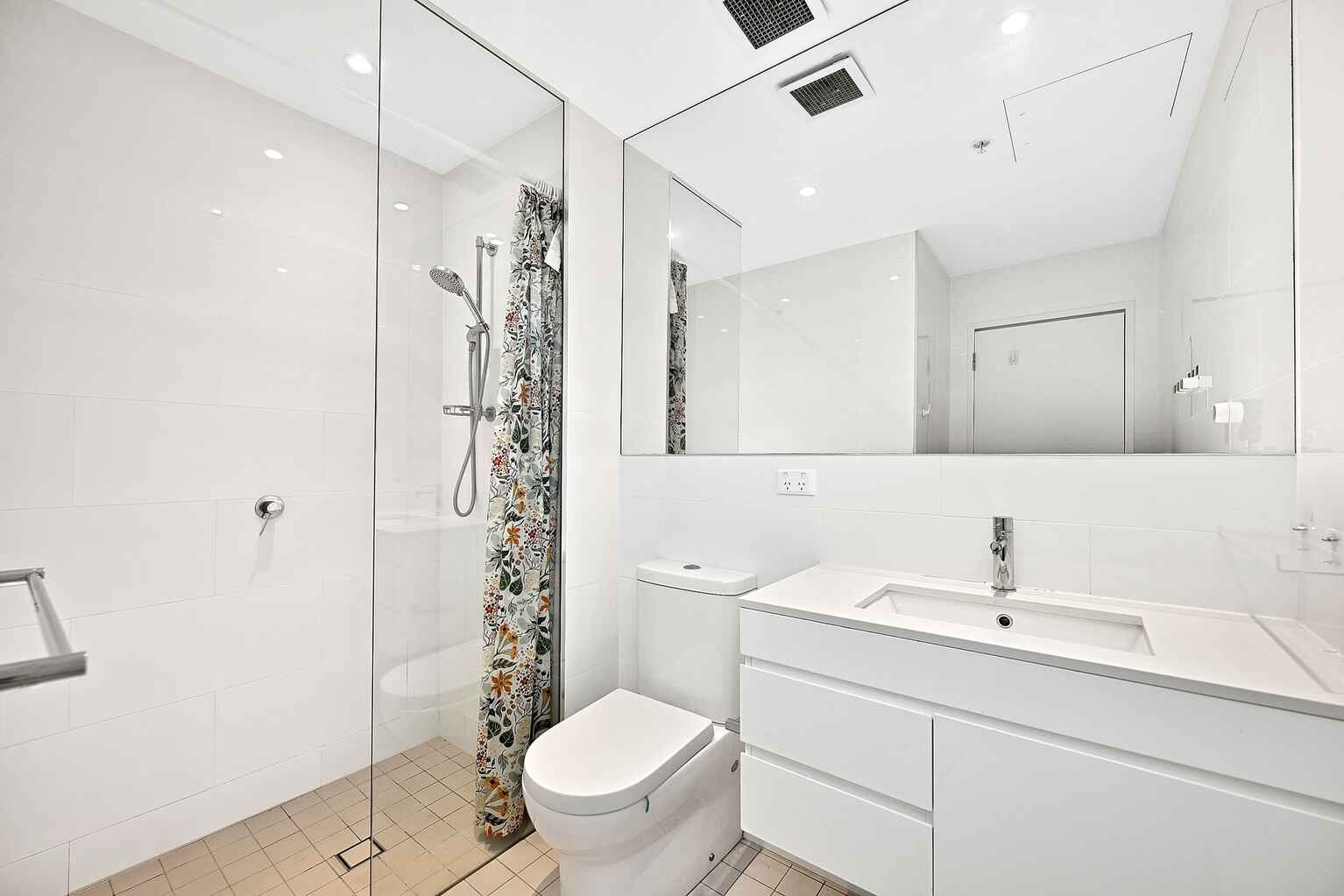 606/1 Brodie Spark Drive Wolli Creek 606/1 Brodie Spark Drive Wolli Creek