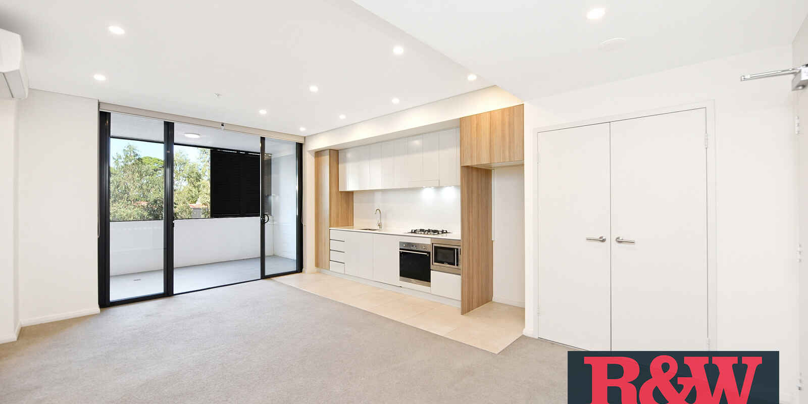 G06/118 Princes Highway Arncliffe