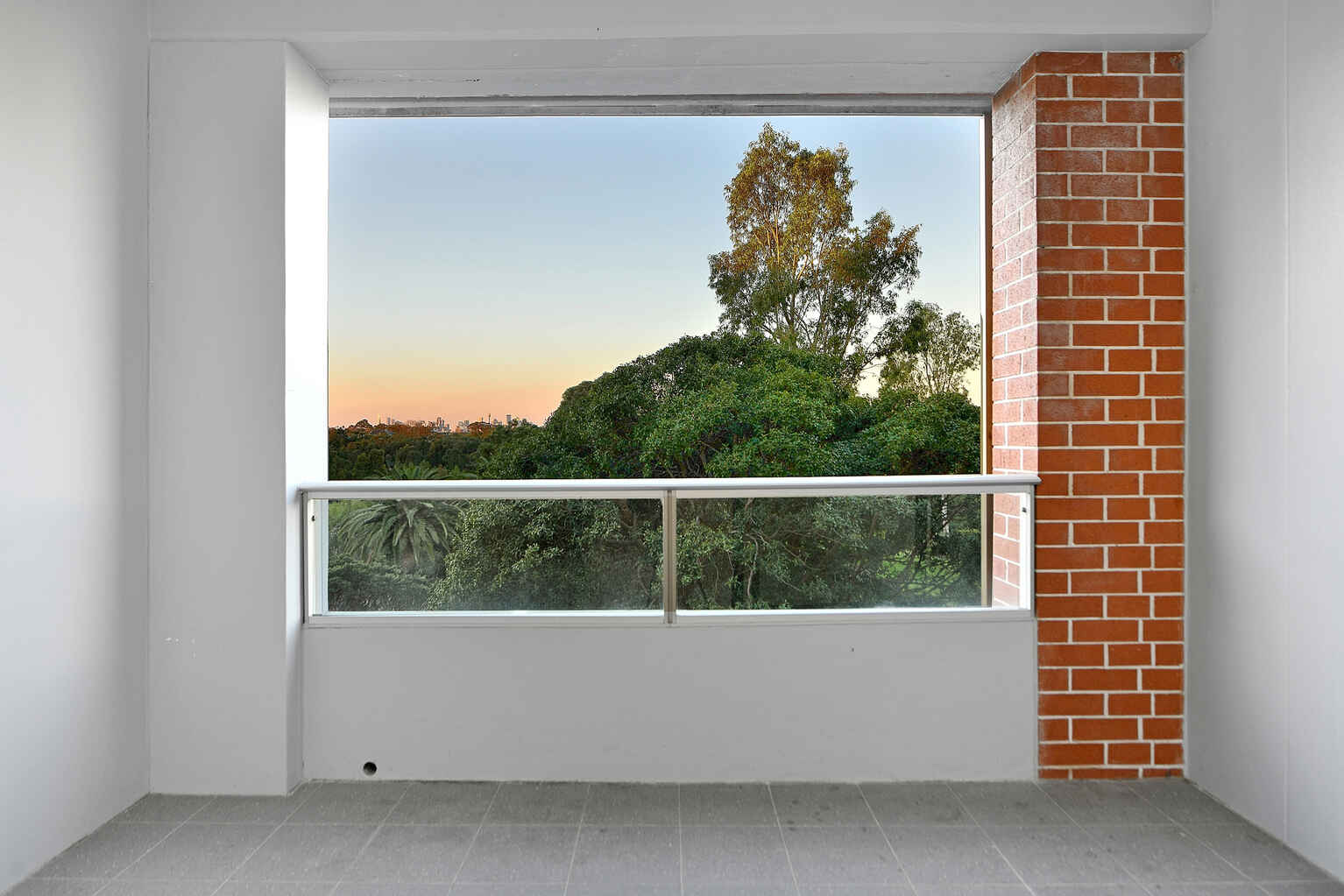 506/2 Brodie Spark Drive Wolli Creek 506/2 Brodie Spark Drive Wolli Creek
