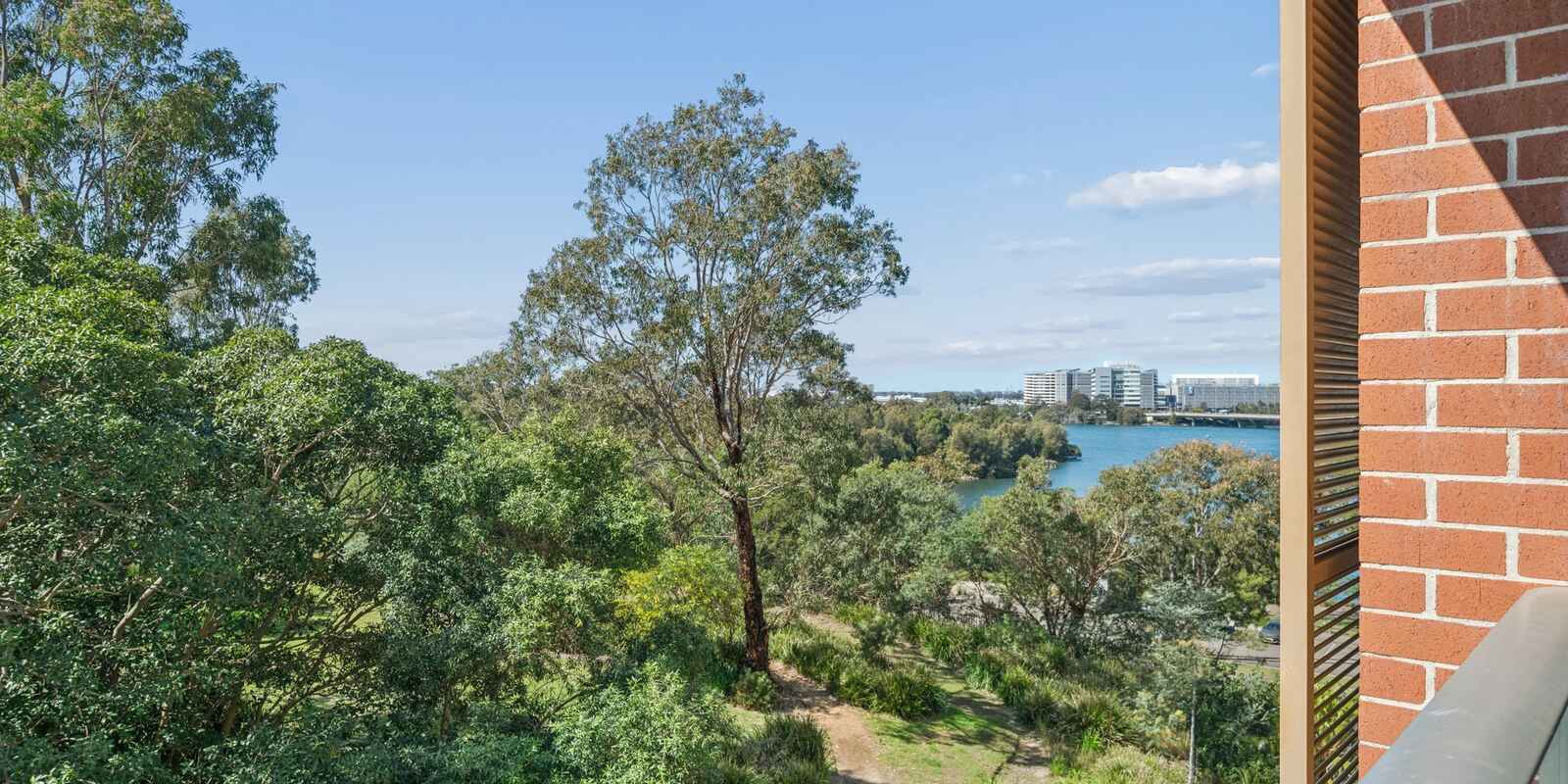506/2 Brodie Spark Drive Wolli Creek 506/2 Brodie Spark Drive Wolli Creek