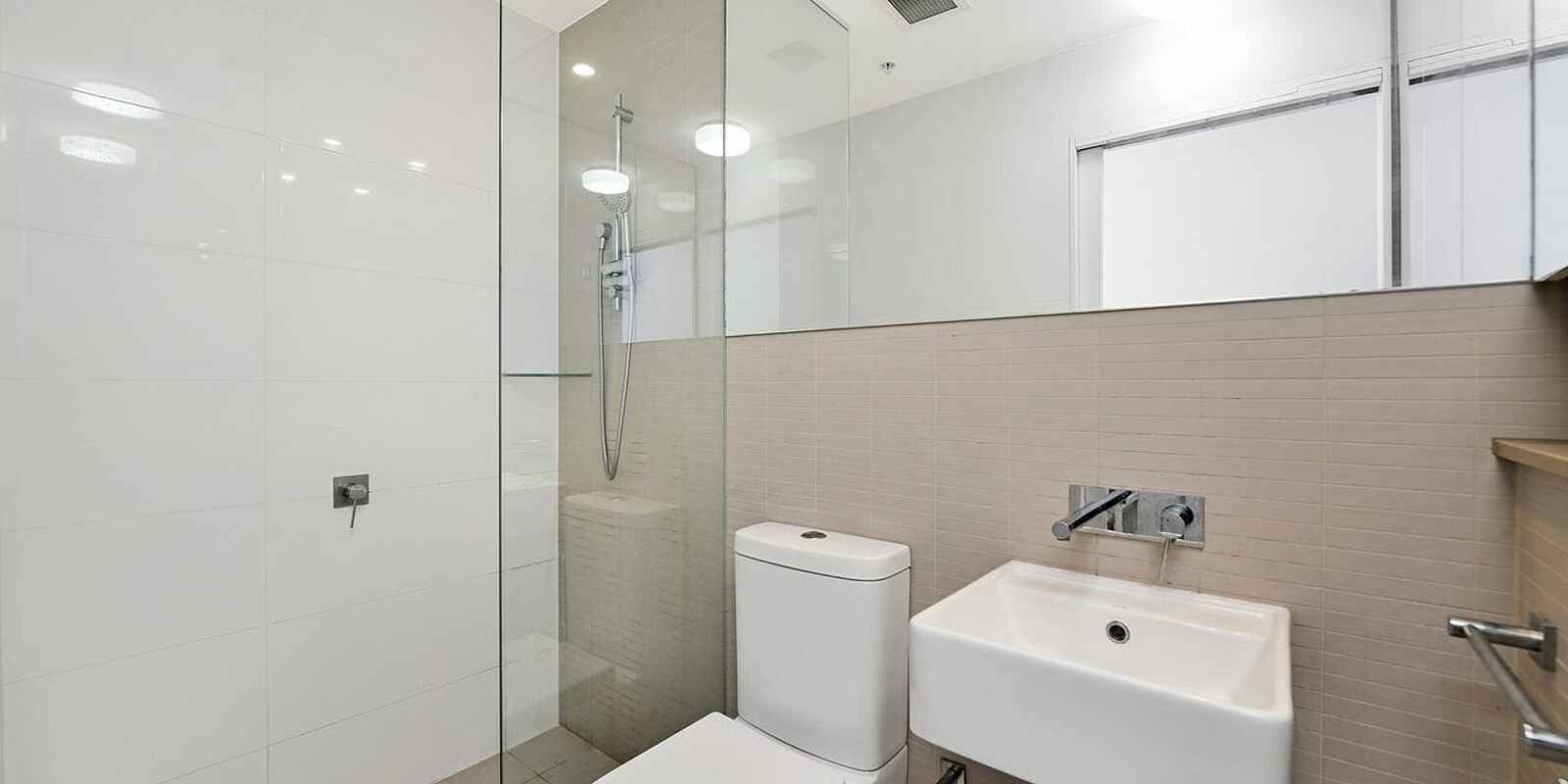 906/16 Brodie Spark Drive Wolli Creek 906/16 Brodie Spark Drive Wolli Creek