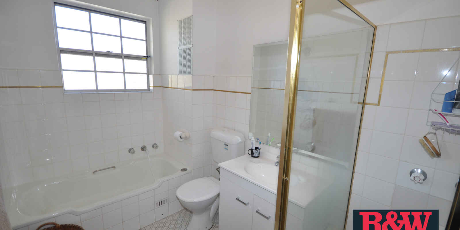 12/11-13 Harrow Road Bexley